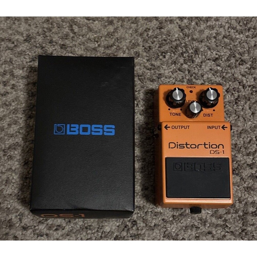 USED Boss DS-1 Distortion Effect Pedal